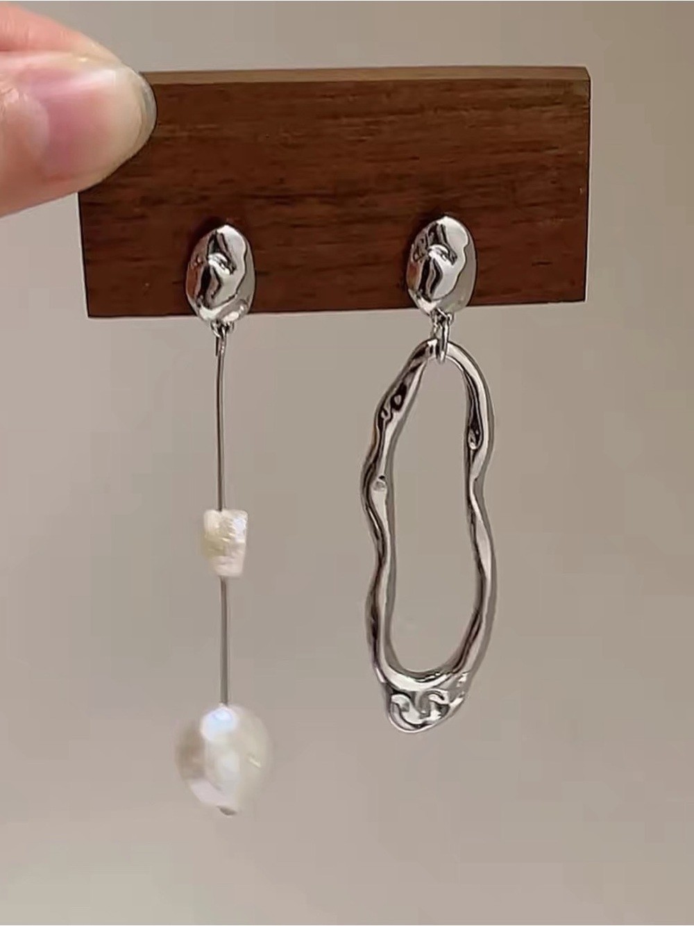 Silver Asymmetrical Pearl Drop Earrings - Modern Women Jewelry